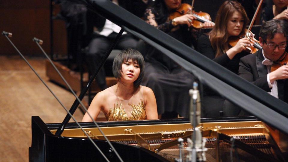 the chinese pianist yuja wang performing brahmss piano concerto no 1 with the new york philharmonic led by jaap van zweden at david geffen hall on wednesday night, february 28, 2018 photo by hiroyuki itogetty images