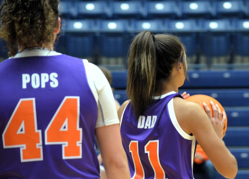 Hope's Courtney Lee, left, and Jada Garner, played for close loved ones in the Hope Purple Community Game on Wednesday, Jan. 10, 2024, at DeVos Fieldhouse.