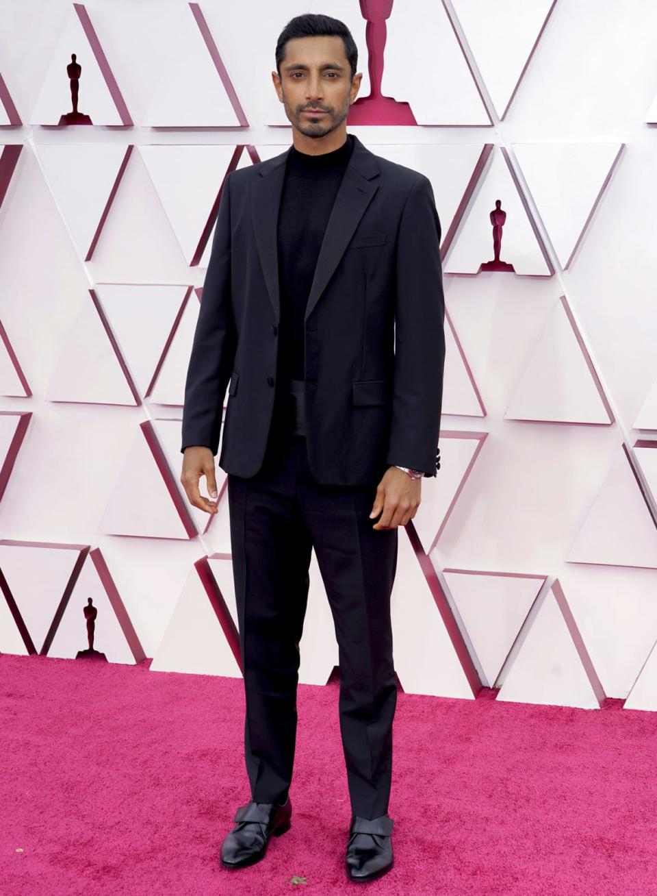 <div class="inline-image__caption"><p>Riz Ahmed</p></div> <div class="inline-image__credit">Chris Pizzelo-Pool/Getty</div>