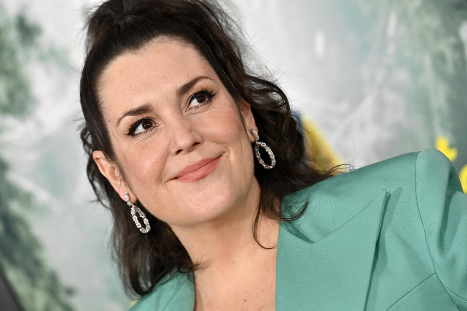 HOLLYWOOD, CALIFORNIA - 22 MARZO: Melanie Lynskey asiste a la premiere mundial de la temporada de 'Yellowjackets' de Showtime en el TCL Chinese Theatre en Hollywood, California (Foto: Axelle/Bauer-Griffin/FilmMagic)