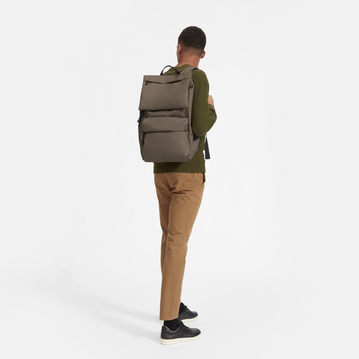 <p><a href="https://go.redirectingat.com?id=74968X1596630&url=https%3A%2F%2Fwww.everlane.com%2Fproducts%2Fmens-renew-backpack-warm-charcoal&sref=https%3A%2F%2Fwww.goodhousekeeping.com%2Fholidays%2Fgift-ideas%2Fg39613818%2Fgraduation-gifts-for-him%2F" rel="nofollow noopener" target="_blank" data-ylk="slk:Shop Now;elm:context_link;itc:0;sec:content-canvas" class="link rapid-noclick-resp">Shop Now</a></p><p>Everlane ReNew Transit Backpack </p><p>everlane.com</p><p>$85.00</p><span class="copyright">Everlane </span>