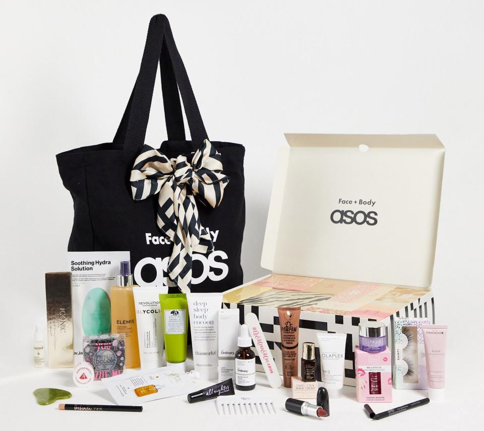 BEAUTY ACCE + BOX SETS