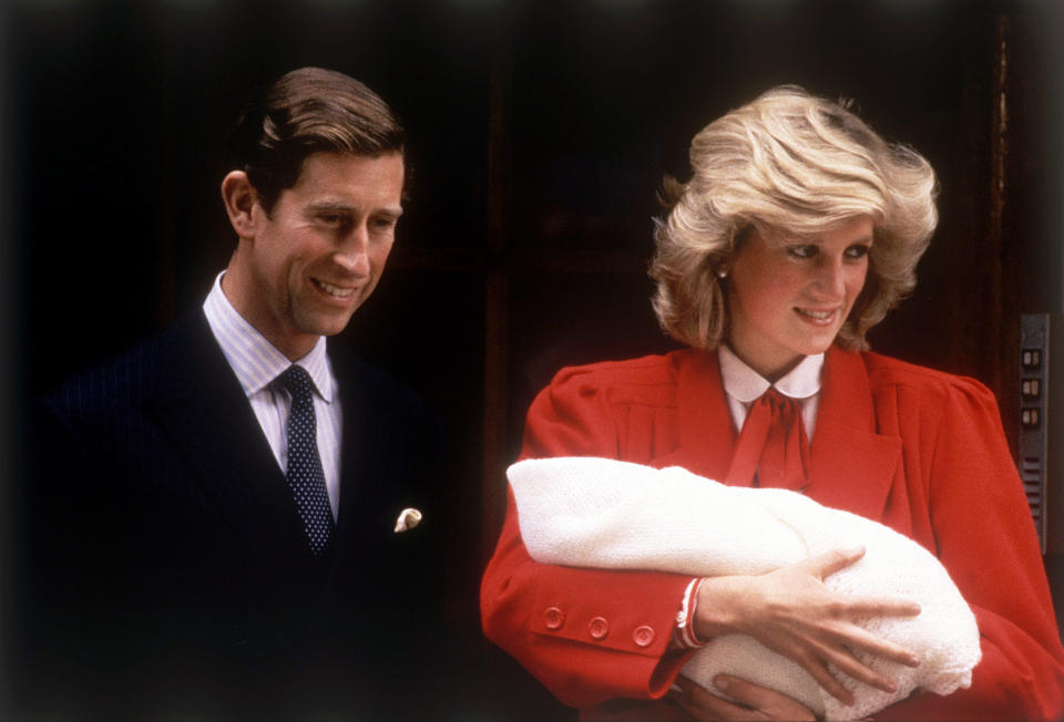 Prince Charles & Princess Diana leaving hospital after the birth of Prince Harry dbase MSI Glossary. 16th September 1984. (Photo by R Wells, J Fraser, P Brooks/Mirrorpix/Getty Images)