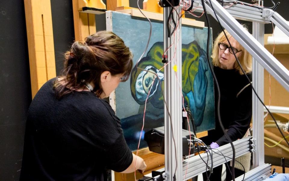 Emeline Pouyet of Northwestern University (left) and Sandra Webster-Cook of the Art Gallery of Ontario - Restricted