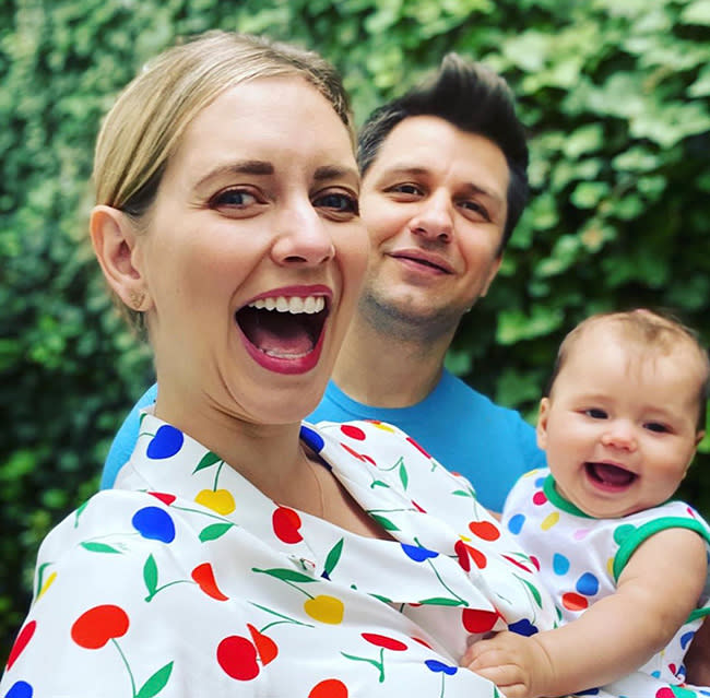 rachel-riley-wedding-anniversary-family-photo