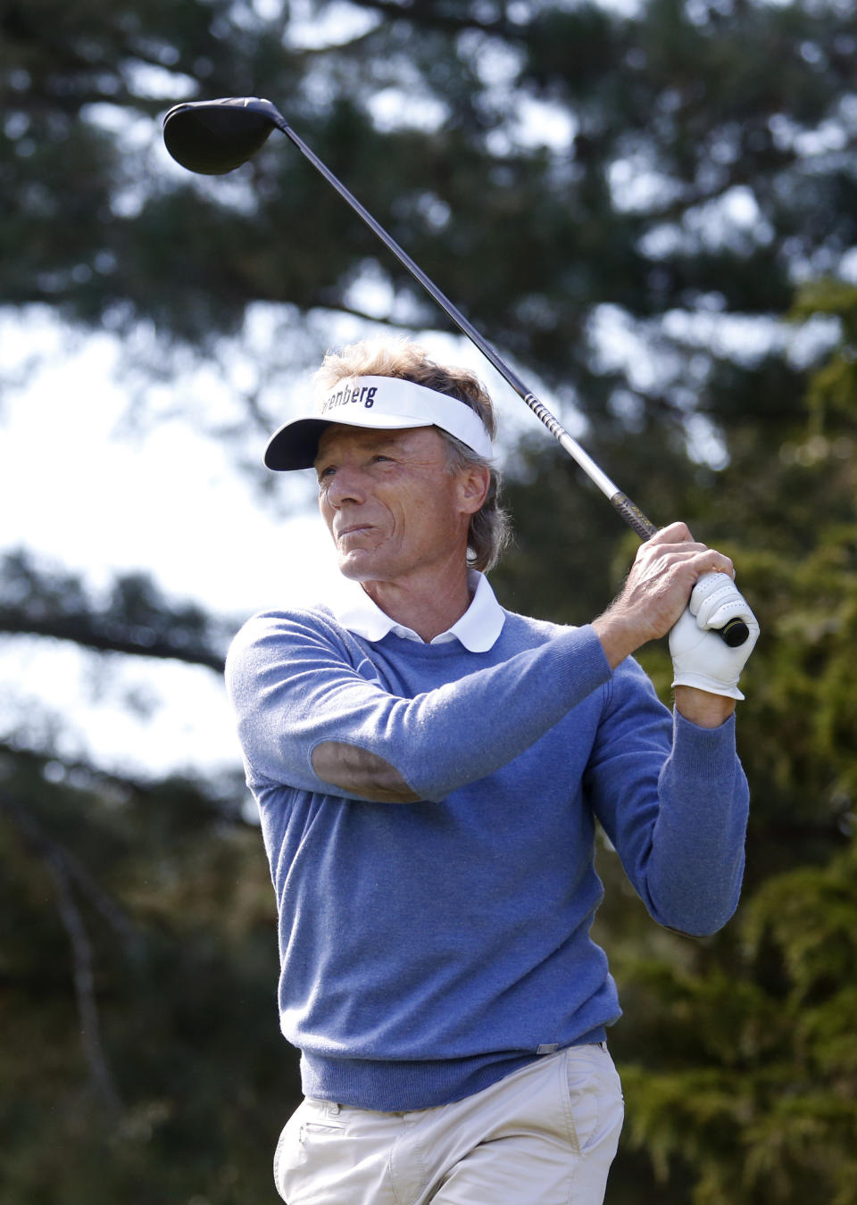 Bernhard Langer watches his tee shot on the third hole during the final day of the Dominion Energy Charity Classic golf tournament at The Country Club of Virginia in Richmond, Va., Sunday, Oct. 21, 2018. (Daniel Sangjib/Richmond Times-Dispatch via AP)