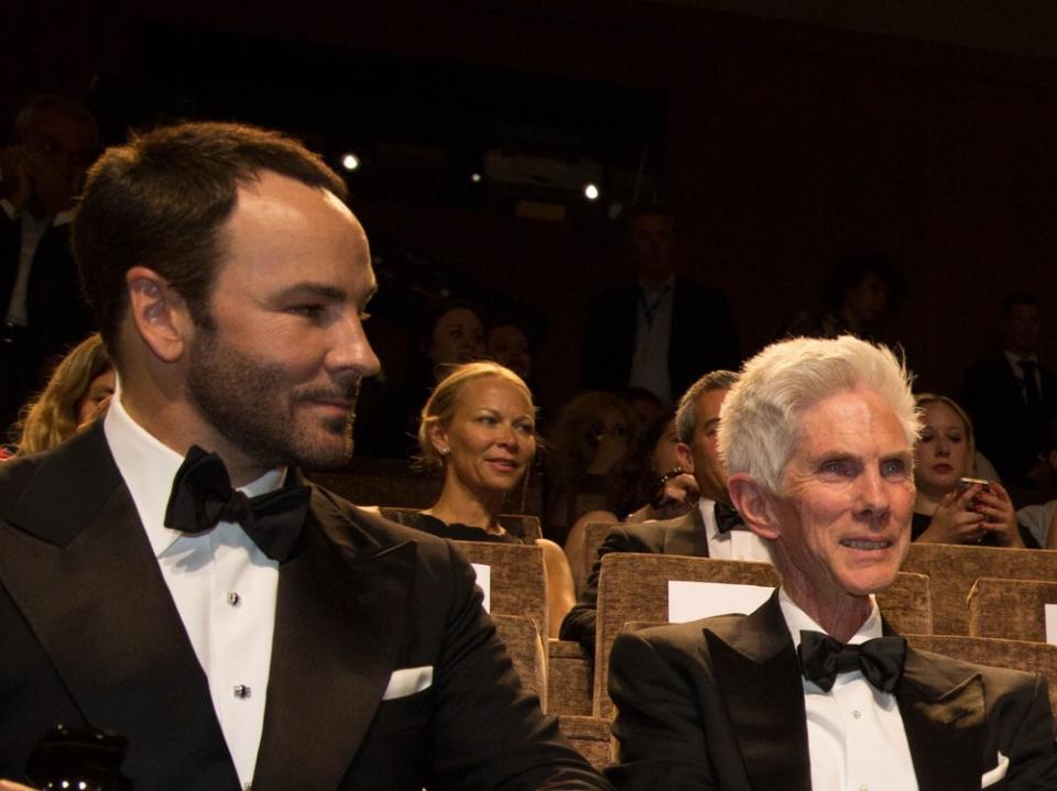 Tom Ford (l.) mit seinem Ehemann Richard Buckley bei einer Filmpremiere. (Bild: magicinfoto/Shutterstock.com)