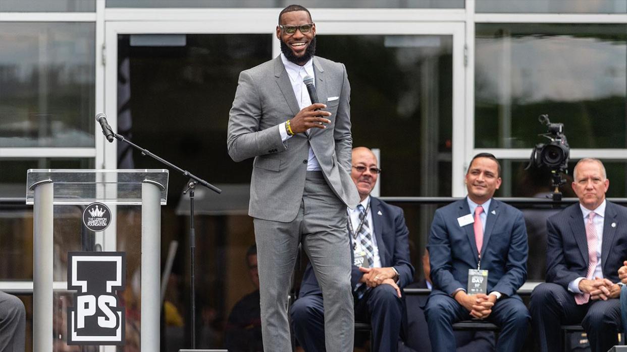 LeBron James will be one of the celebrities at Aretha Franklin’s funeral this Friday. Former Detroit Piston Isiah Thomas will also be at the service.