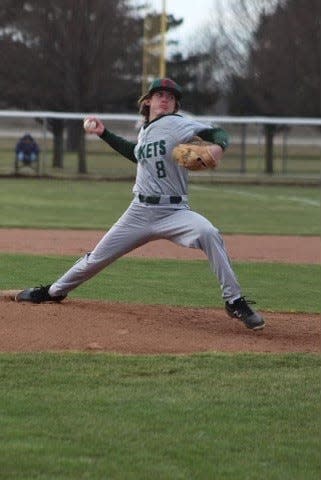 Oak Harbor's Mike LaLonde