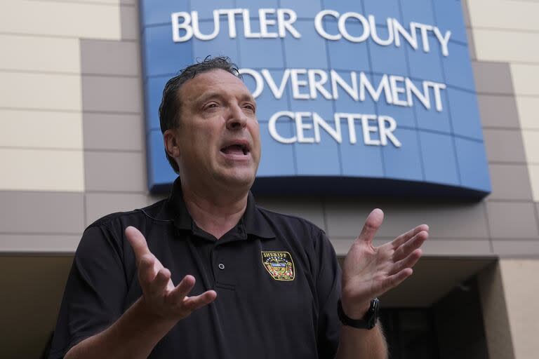 El sheriff del condado de Butler, Pensilvania, Michael Slupe, en la foto durante una entrevista en Butler, Pensilvania, el lunes 15 de julio de 2024.