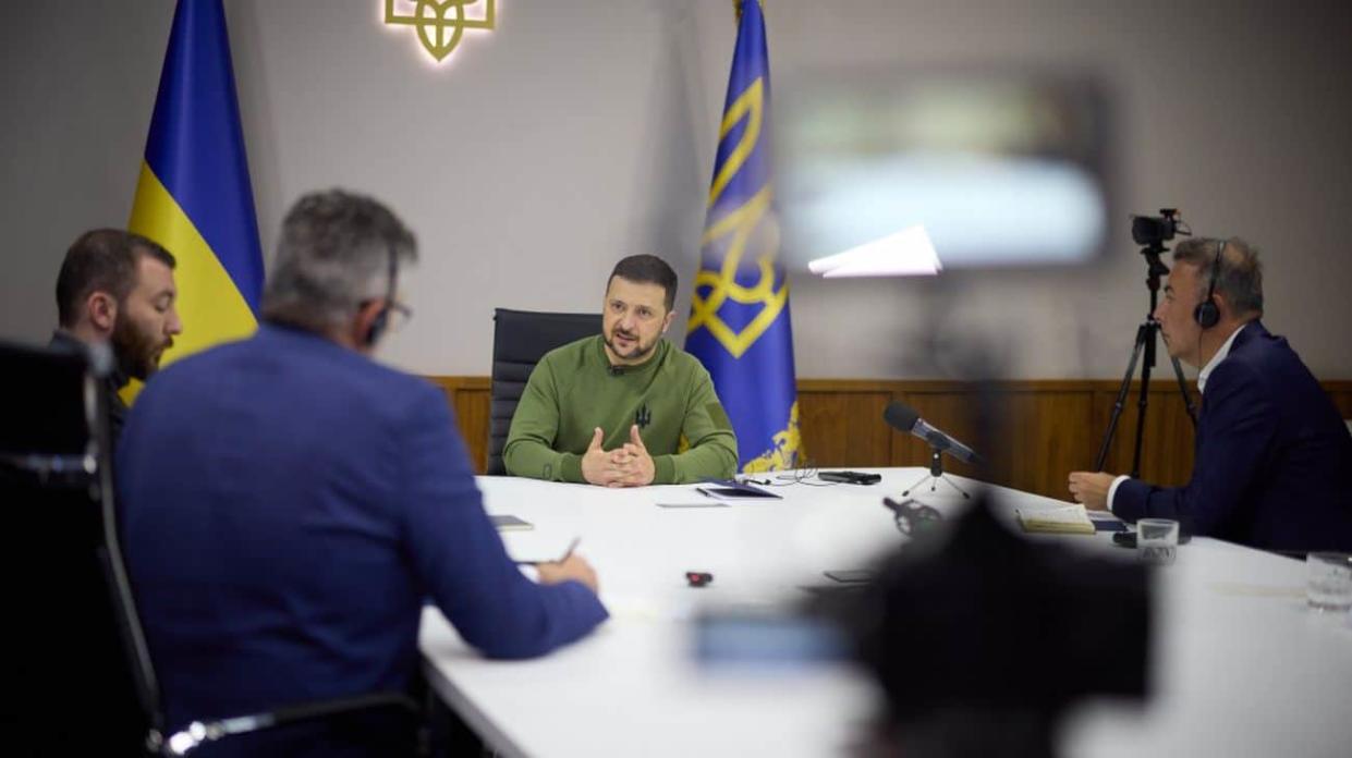 Zelenskyy during the interview with the Brazilian media. Photo: Ukrainian President's Office
