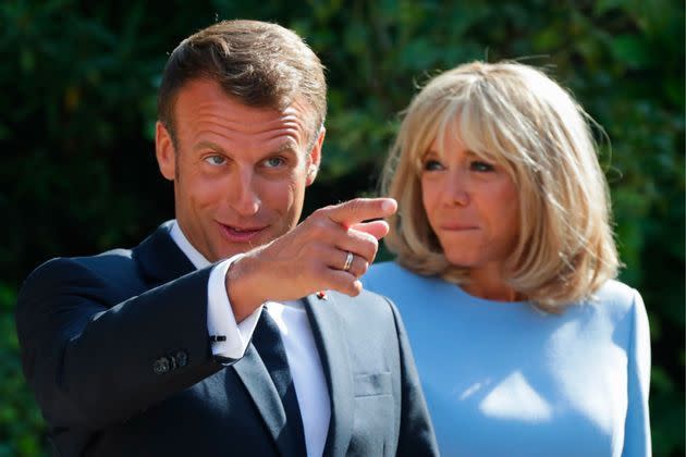 Emmanuel et Brigitte Macron accueillent Vladimir Poutine