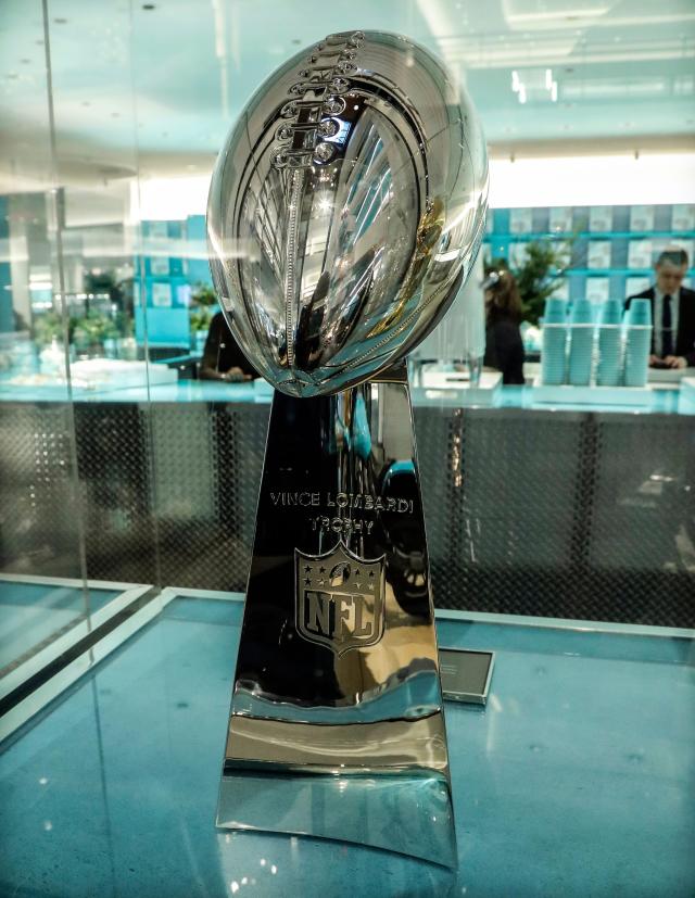 Vince Lombardi Trophy: A Tiffany Piece Money Can't Buy - ABC News