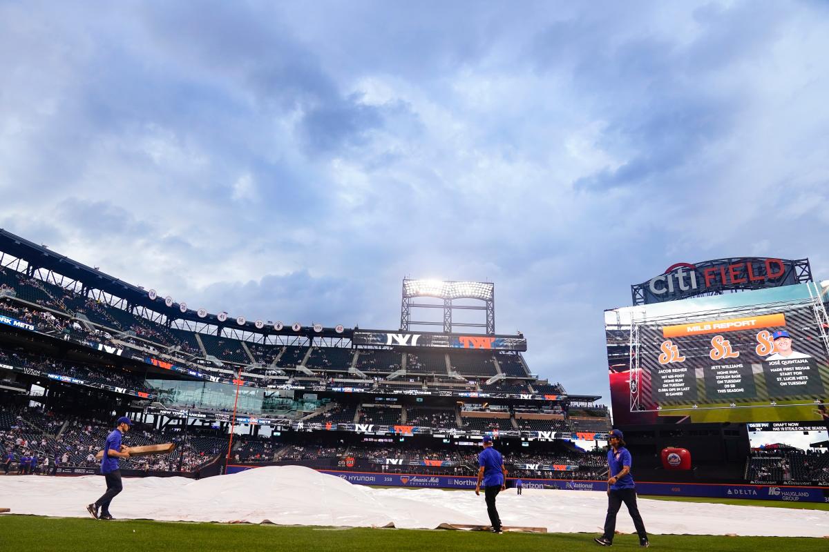 Marlins-Mets game postponed due to unplayable field conditions