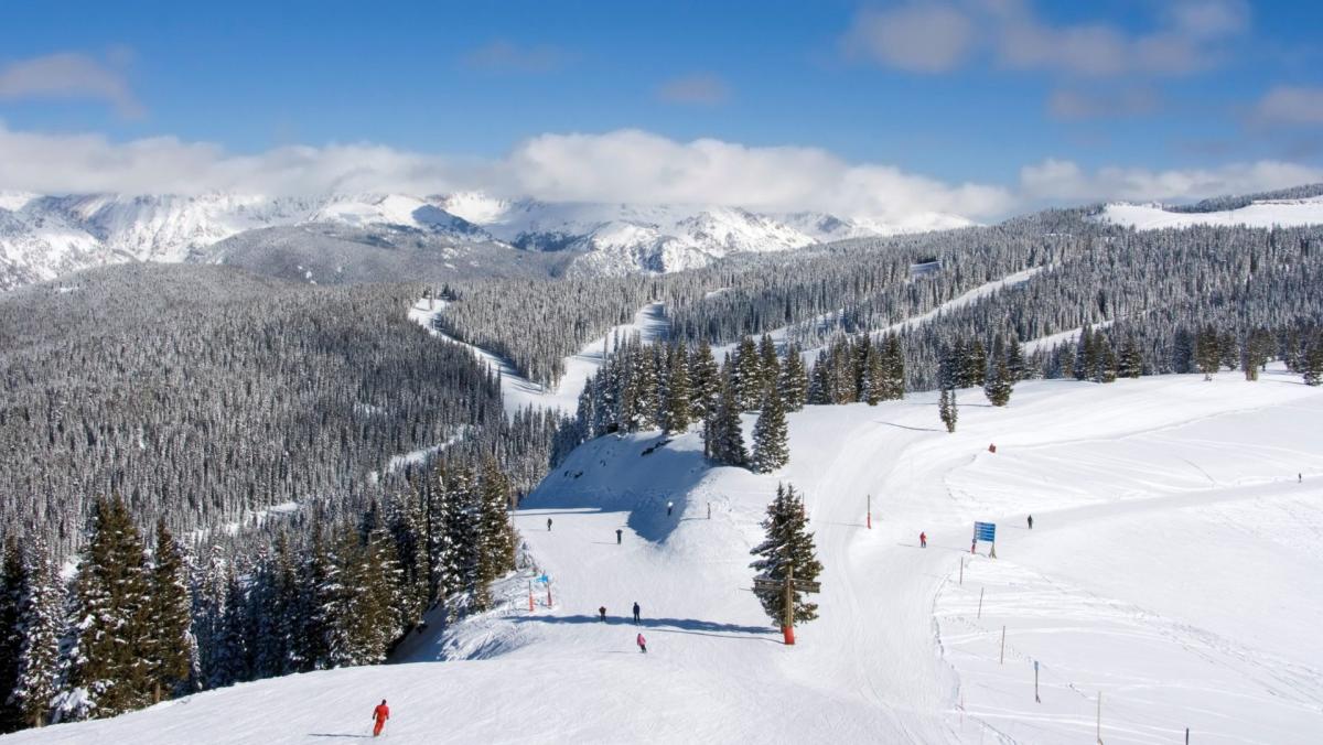 16 of the most luxurious ski resorts to visit in North America this