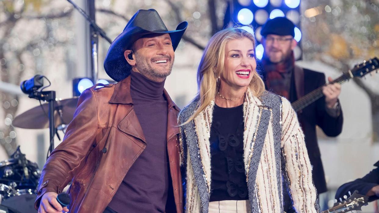 Tim McGraw, Faith Hill.