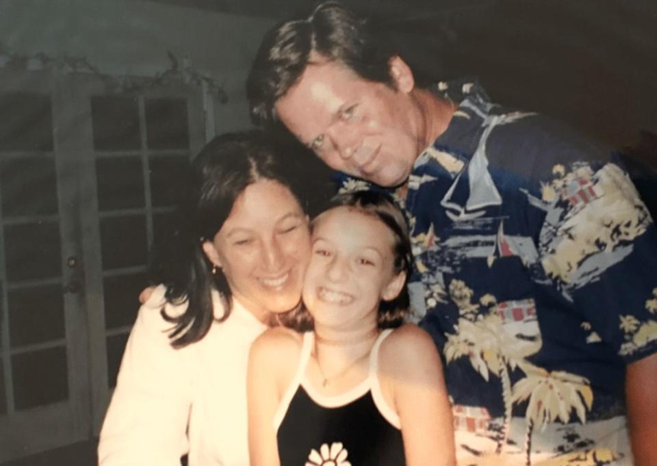 Morgan Ingram and her parents | RIP Morgan Ingram/Facebook