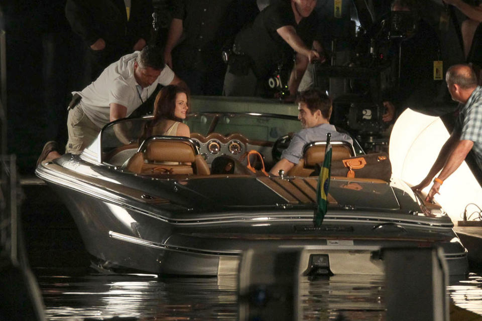 Breaking Dawn on Location 2010 Kristen Stewart Robert Pattinson