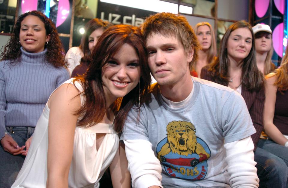 Sophia Bush and Chad Michael Murray (<em>One Tree Hill</em>)