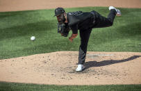 Atlanta Braves pitcher Dallas Keuchel throws during a baseball game against the New York Mets, Sunday Aug. 25, 2019, in New York. (AP Photo/Bebeto Matthews)