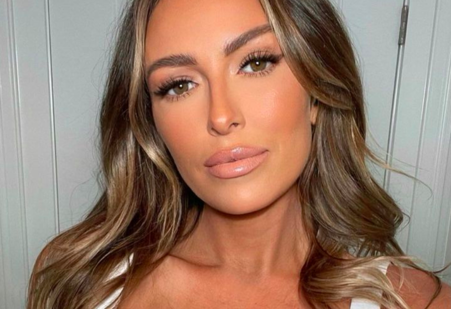 Paulina Gretzky Shares Sultry Video In Black Cutout Jumpsuit Gorgeous 