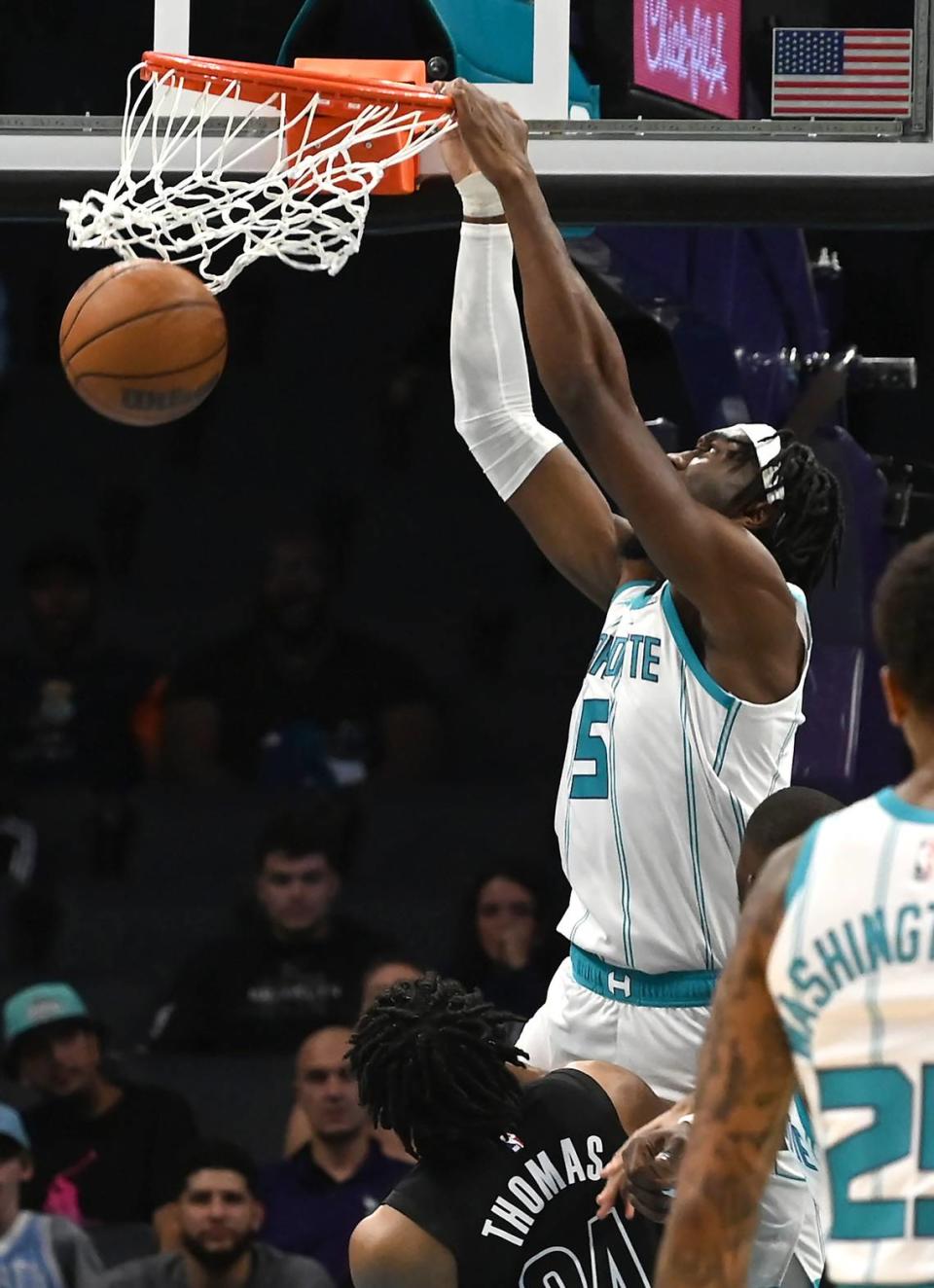 Charlotte Hornets center Mark Williams throws down a two-handed dunk during first half action against the Brooklyn Nets on Monday, October 30, 2023 at Spectrum Center in Charlotte.