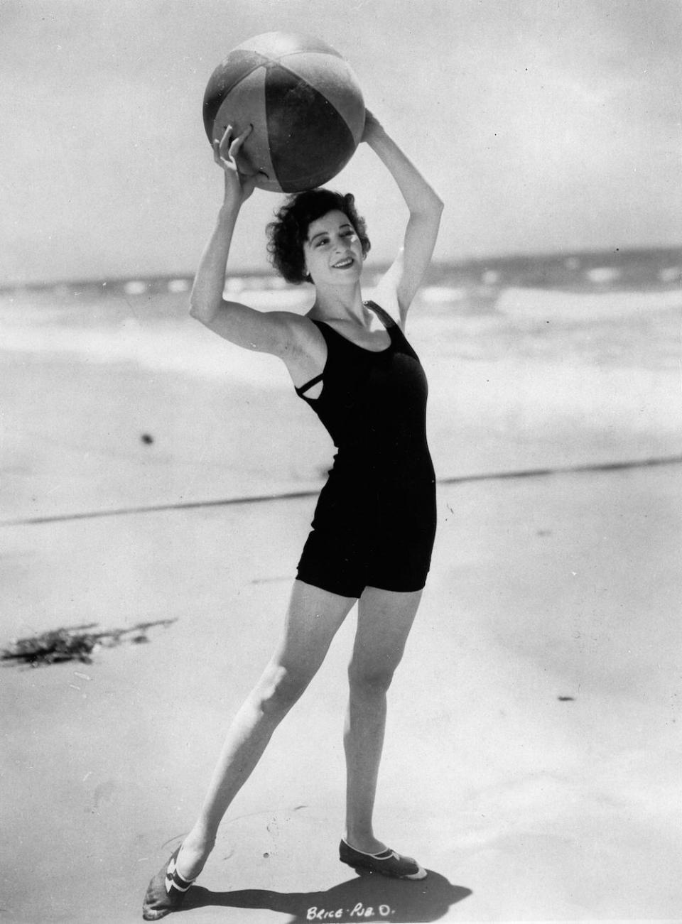 1925: Movie-Star Swimwear