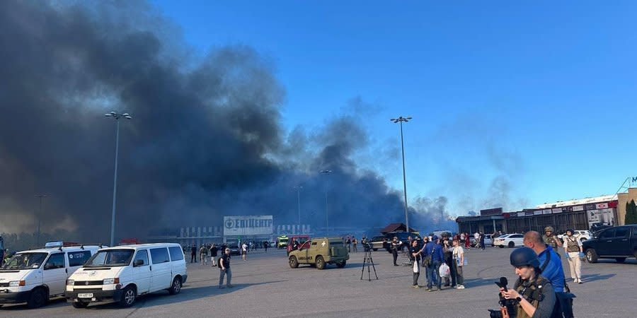 Aftermath of the Russian strike on May 25 on the Epicenter mall