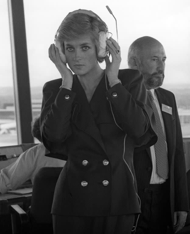 <p>The Princess of Wales got into the air control tower and took a turn listening to air communication on September 22, 1988.</p>