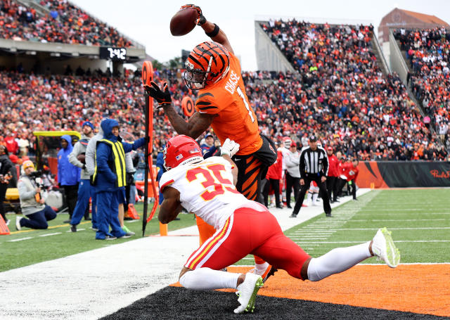 Ja'Marr Chase explodes as Bengals win shootout over Chiefs to