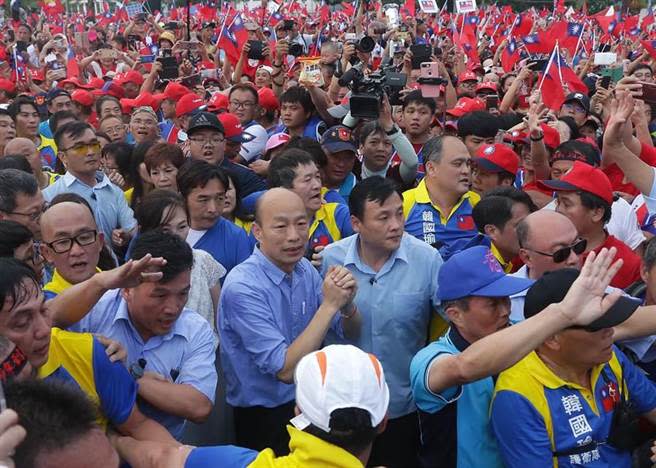 高雄市長韓國瑜（圖）罷免案即將投票，媒體人黃暐瀚說仍有人不懂罷免規則，也表示看待結果很坦然。