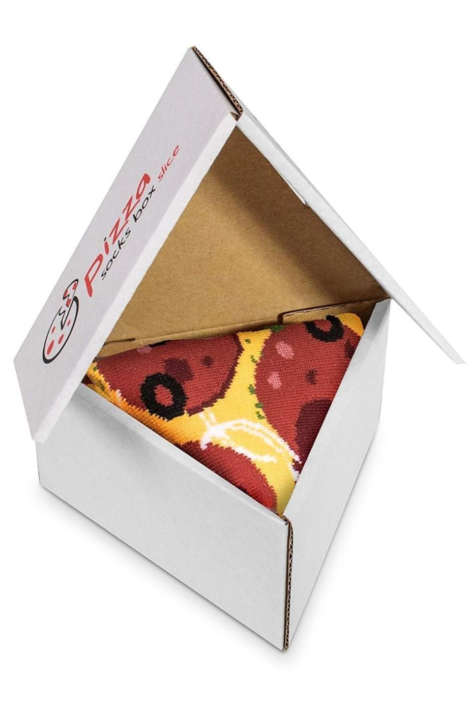 28) Pizza Slice Socks Box