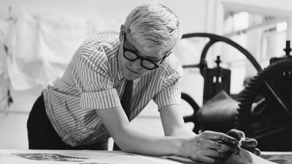English artist David Hockney printmaking at the Edition Alecto Press studios, London, circa 1965. - Tony Evans/Timelapse Library Ltd/Hulton Archive/Getty Images