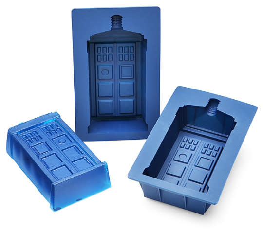 TARDIS Gelatin Mold