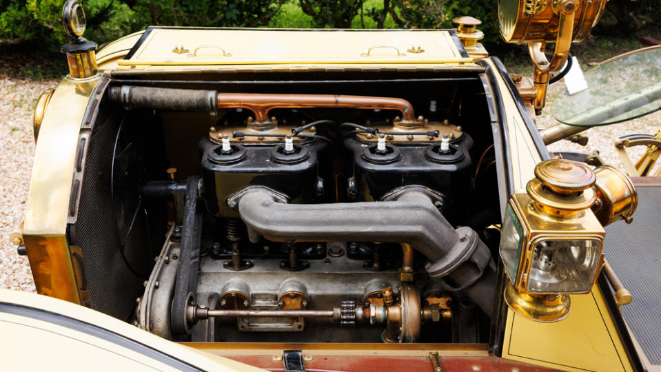 The 60 hp, four-cylinder engine inside a 1914 Mercer Type 35-J Raceabout.