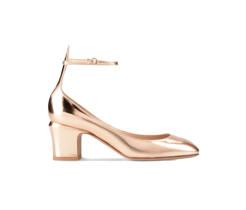 Valentino Tan-Go Pump