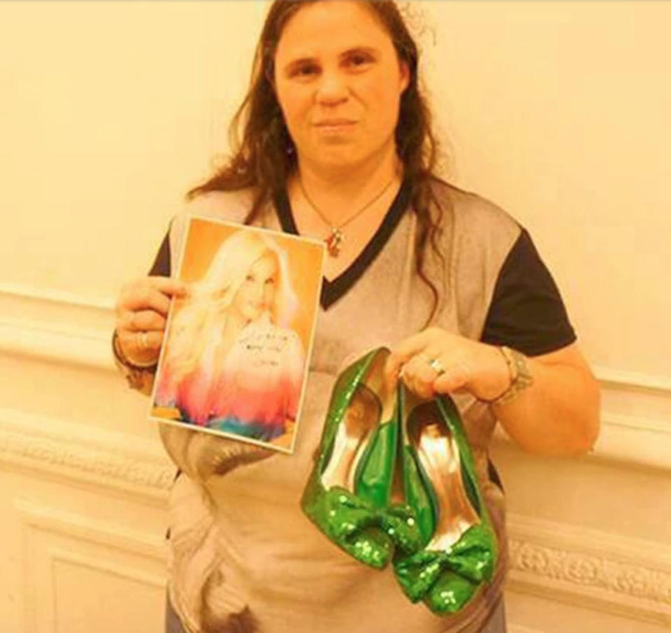 Lorna ganó esos zapatos en un sorteo que organizó Susana. Foto: Infobae