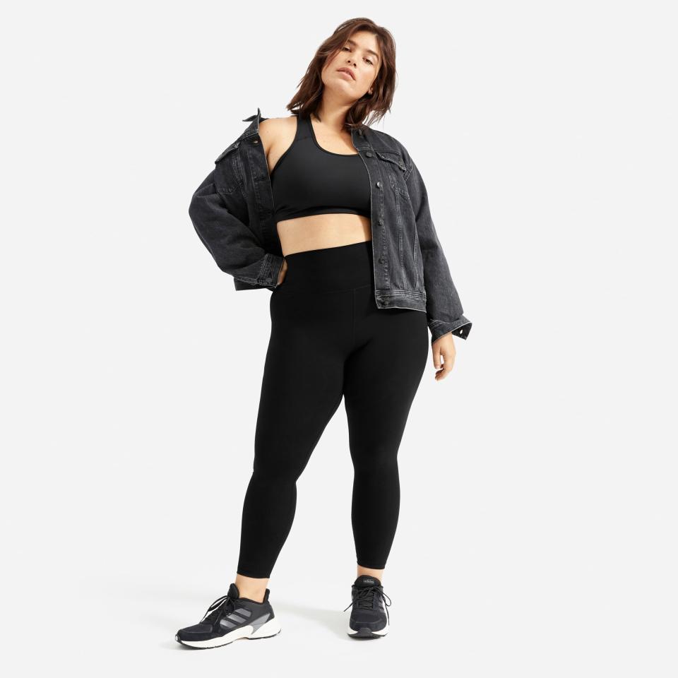 There's a reason <a href="https://www.huffpost.com/entry/everlane-sustainable-high-waisted-leggings_l_5e28671ac5b6d6767fccf4ed" target="_blank" rel="noopener noreferrer">30,000 people</a> put themselves on a waitlist for these <a href="https://fave.co/2t0LqAP" target="_blank" rel="noopener noreferrer"><strong>sustainable leggings</strong></a>.&nbsp;