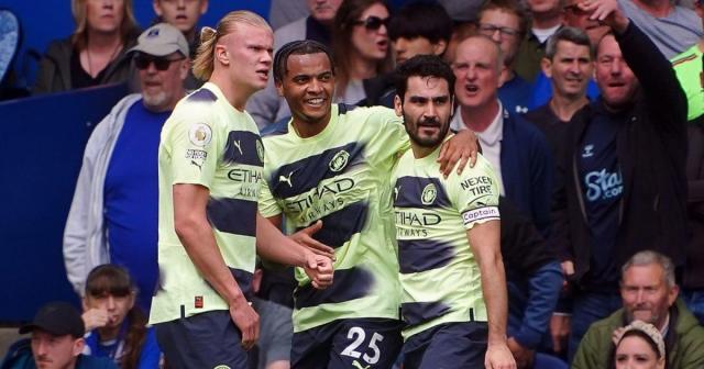 Everton 0-3 Man City - Ilkay Gundogan celebrates his goal Credit: Alamy
