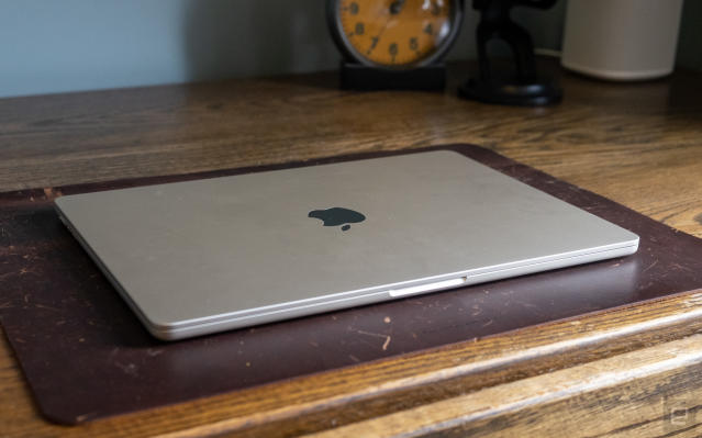 Apple MacBook Air 15-inch review: A bigger screen makes a surprising  difference