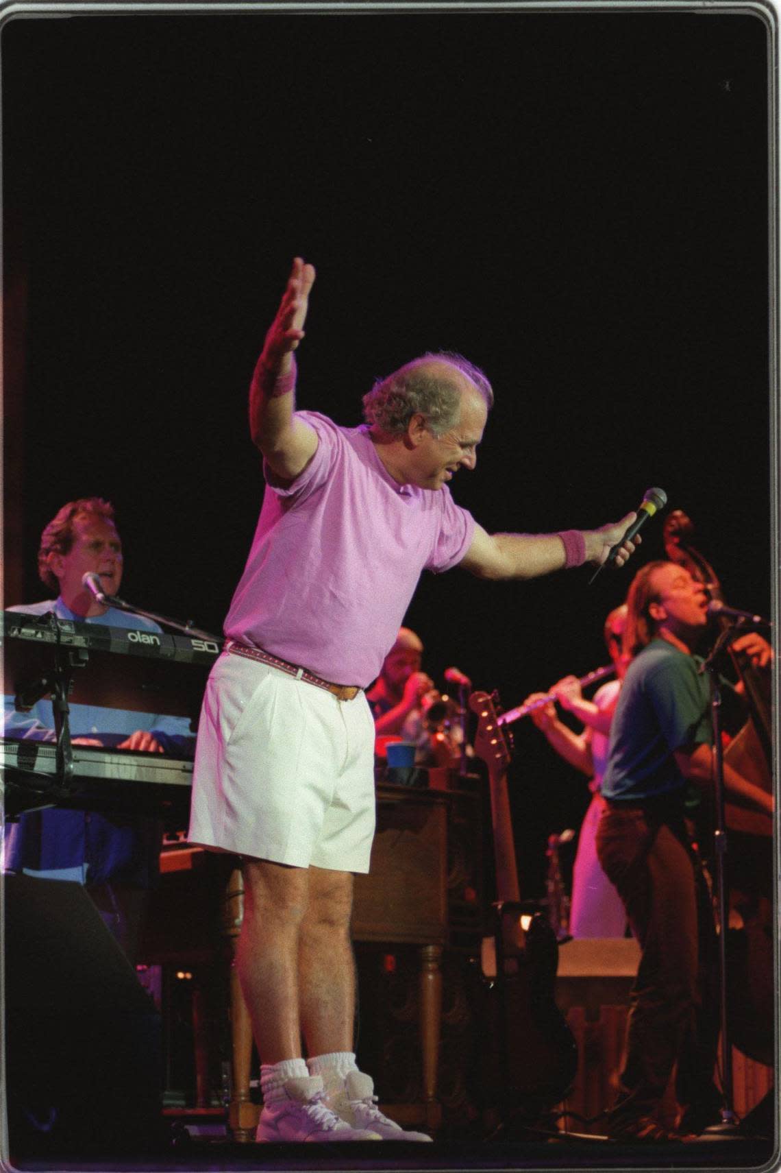 Jimmy Buffett in concert at the then Coral Sky Amphitheater in West Palm Beach in Feb 1997.