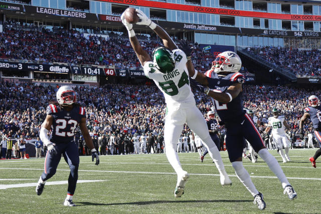 Mac Jones scores 2 TDs, Patriots score 54, embarrass Jets in Foxborough