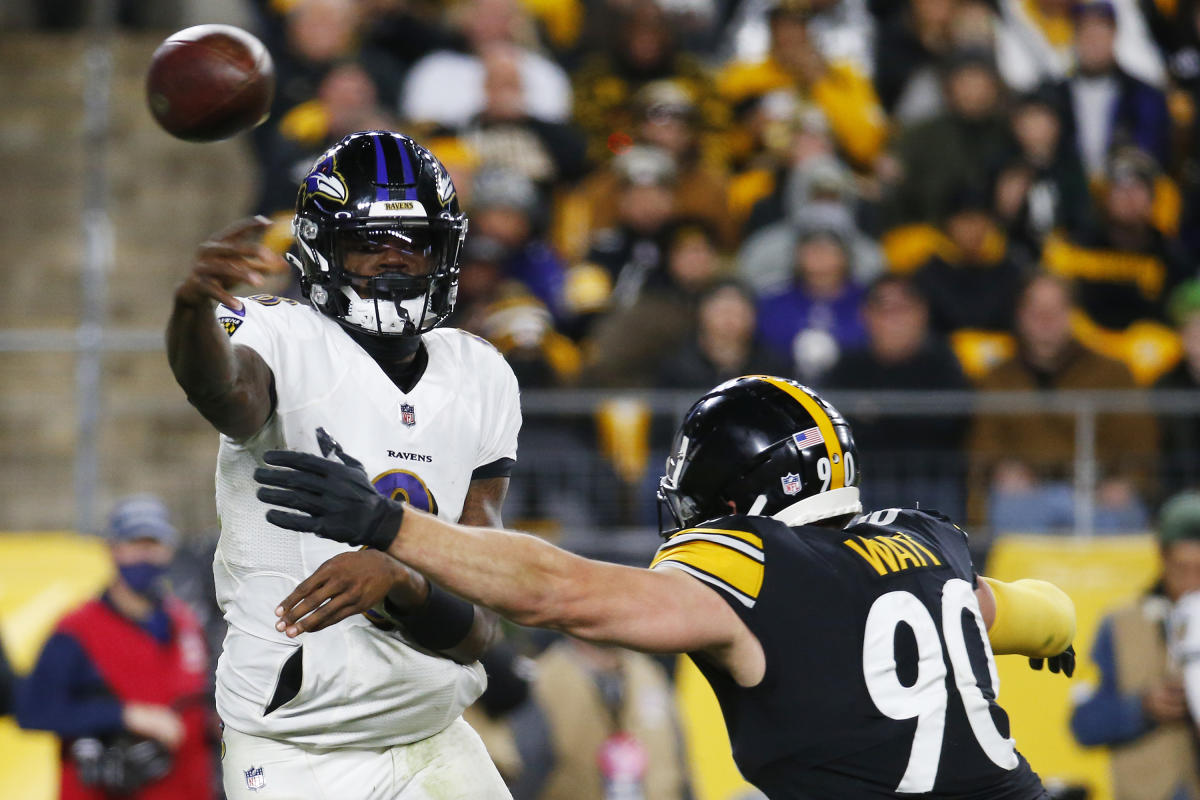 Steelers defeat Ravens in overtime, heading to playoffs