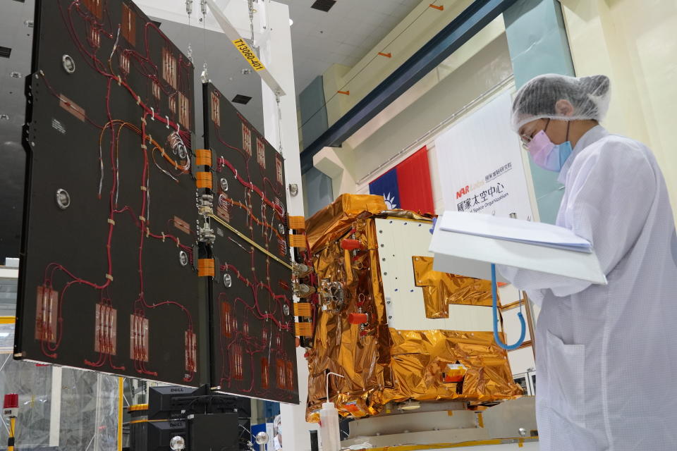獵風者衛星是繼福衛五號之後，第二顆由台灣自製的衛星，整顆衛星包含酬載共有82%是台灣研發製造。圖／科技部提供