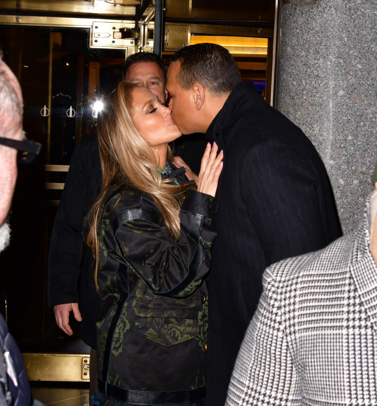 Jennifer Lopez and Alex Rodriguez shared a kiss on December 6. (Photo: James Devaney/GC Images)