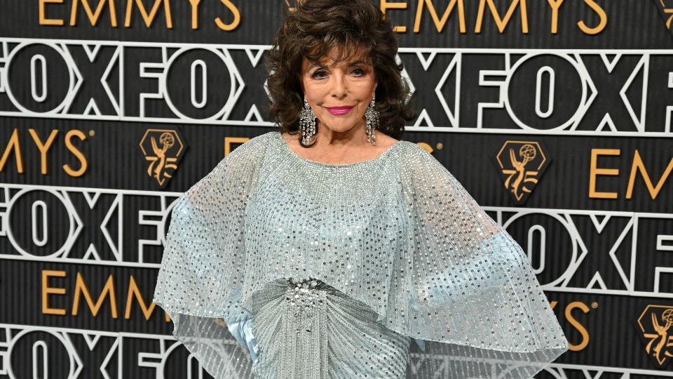 US actress Joan Collins looked incredible at Emmys