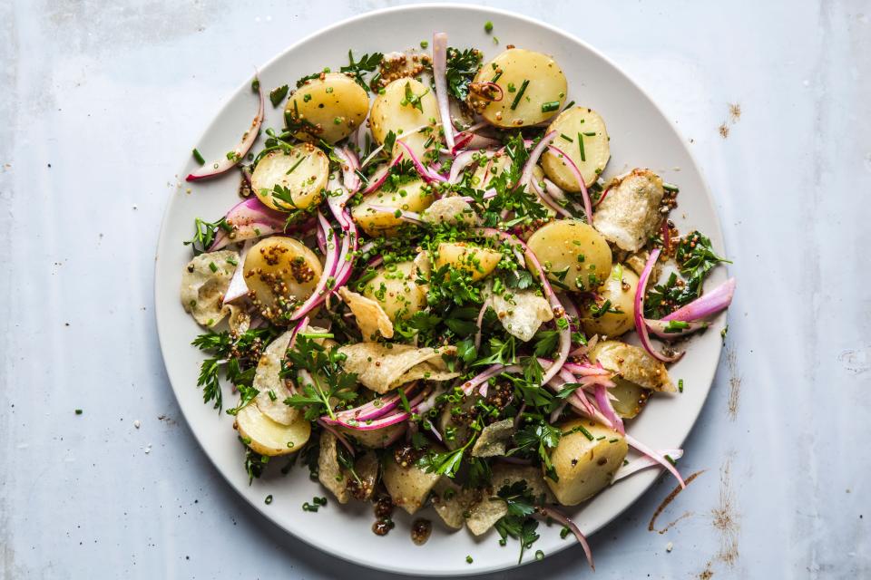 <h1 class="title">potato-salad-with-old-bay-and-potato-chips</h1><cite class="credit">Alex Lau</cite>