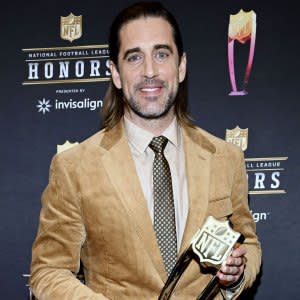 Aaron Rodgers: I'll 'Definitely' Finish My Career With Green Bay Packers