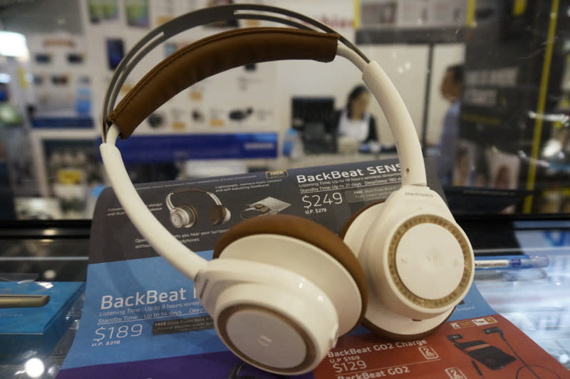 The winner of our best mainstream headphones awards for this year, the BackBeat Sense is going for just $249 at the show, and you get a free iWalk Power Bank and a flight adapter thrown in. Not too bad for a pair of wireless headphones that offer a listening time of up to 18 hours!