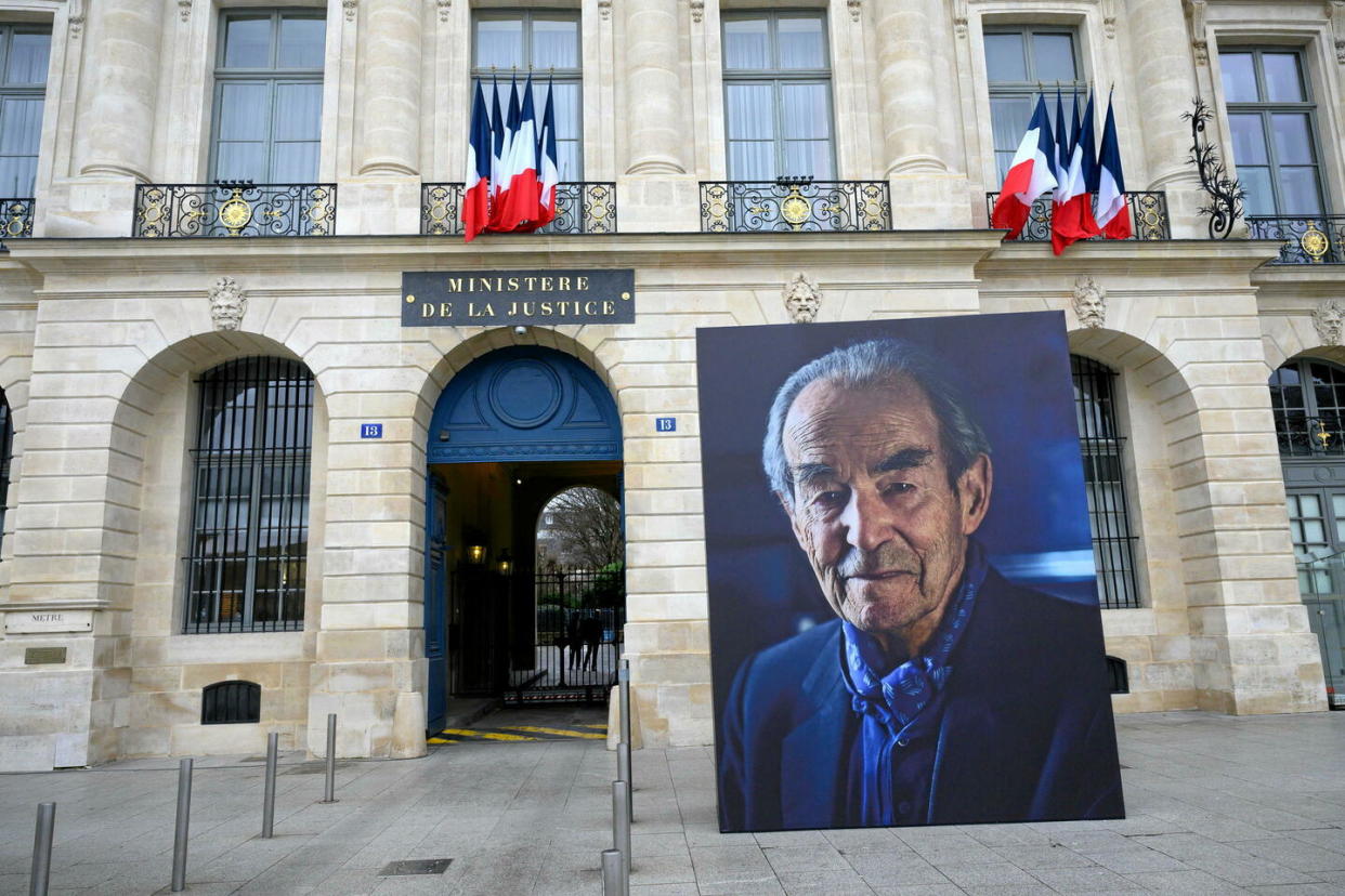 Un hommage national a été rendu à Robert Badinter le le 14 février 2024.  - Credit:Jacques Witt / SIPA